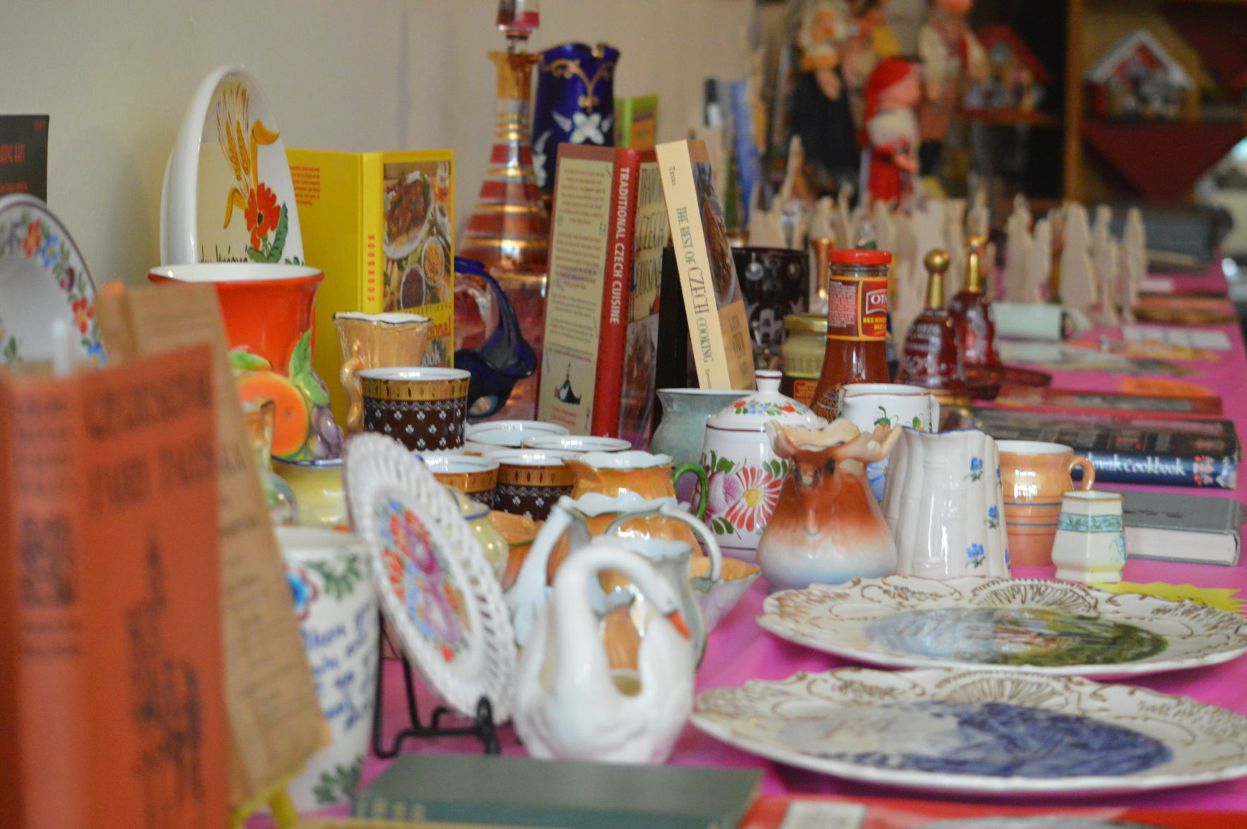 Czech dishware